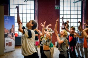 Firma Stone Master została oficjalnym Mecenasem otwarcia naszego partnera – Egurrola Dance Studio – w łódzkiej Manufakturze.